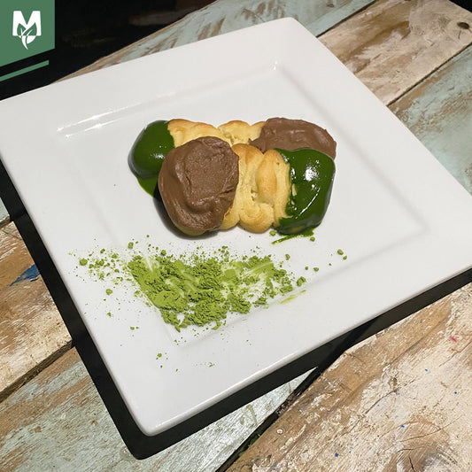 Matchaeco | Matcha and chocolate Viennese fingers