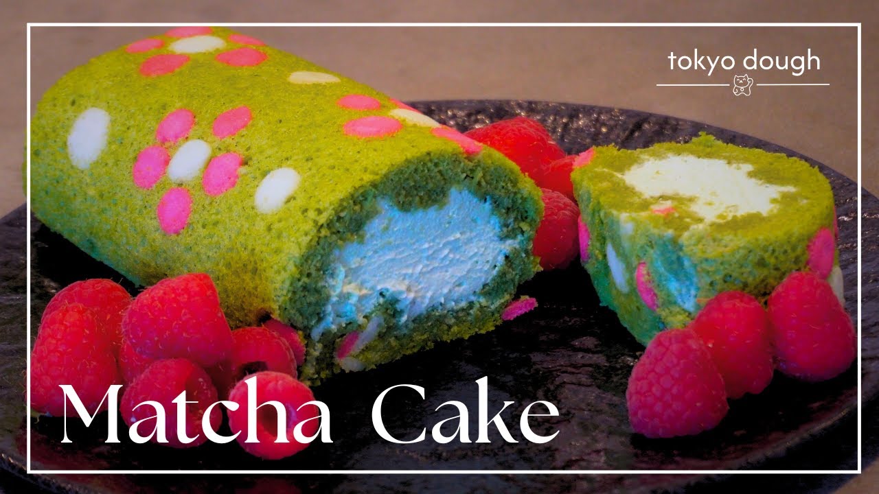 Load video: Japanese Matcha Roll Cake 🌸 with Sakura Flowers (抹茶ロールケーキ) | Cozy Baking Sessions 🐱✨